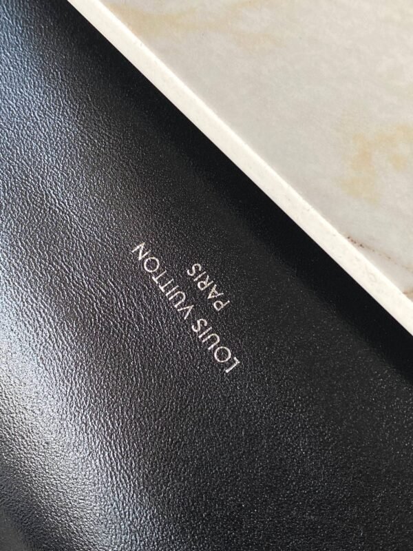 LV CarryAll East West -M28160-Premium