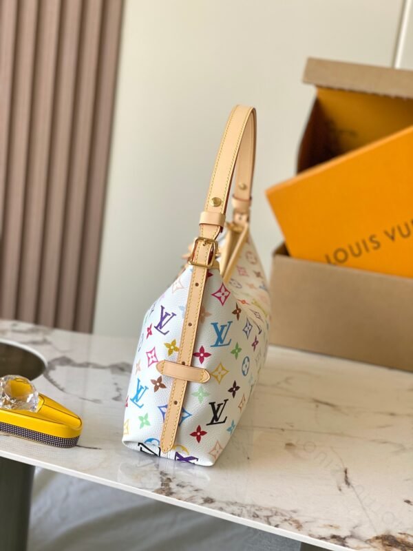 LV TM Carryall East West -M27578-Premium