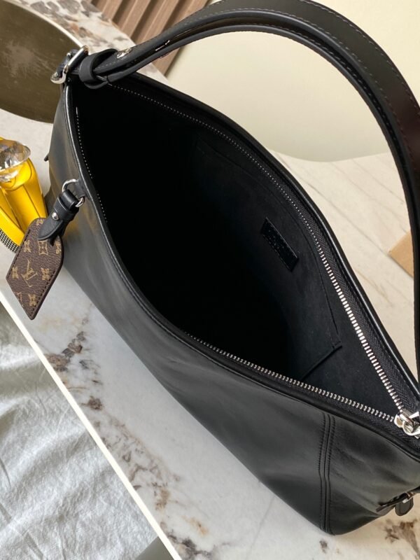 LV CarryAll East West -M28160-Premium