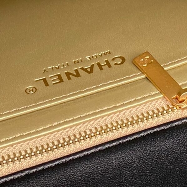 Chanel 25B Classic Flap HandBag - Premium