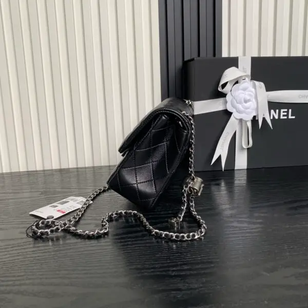 Chanel 25B Classic Flap HandBag - Premium