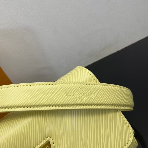 LV  Twist West Handbag -M24548-Premium