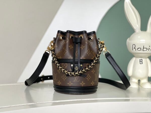 LV  CANOé Bucket bags - M83480 - Premium