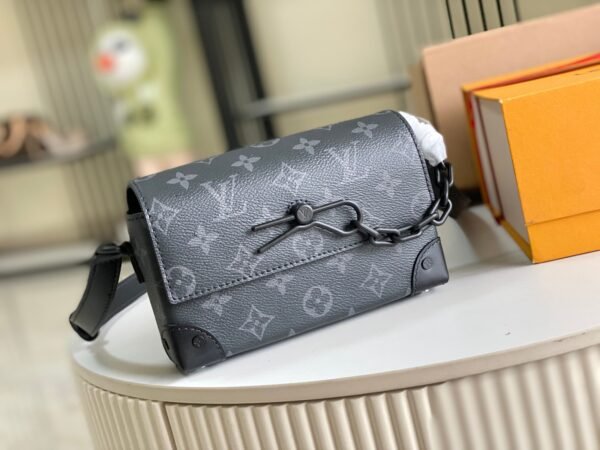 LV Steamer M81783-Premium