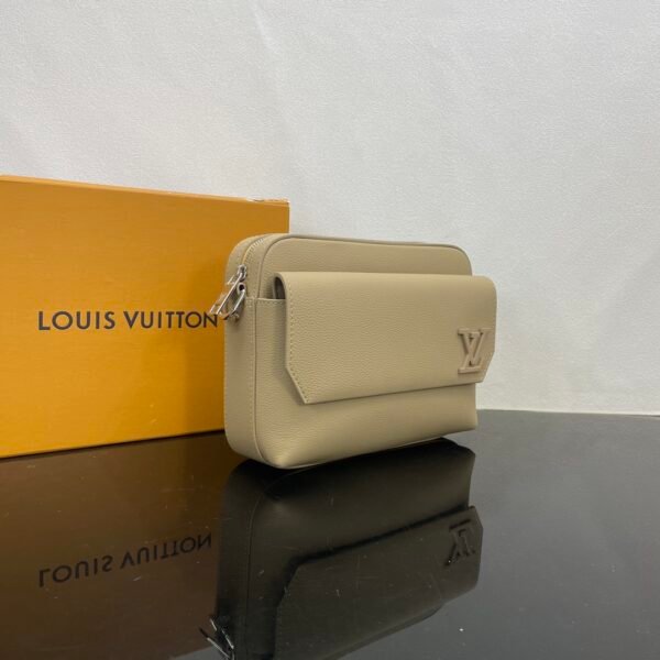 LV  Fastline -M22482-Premium