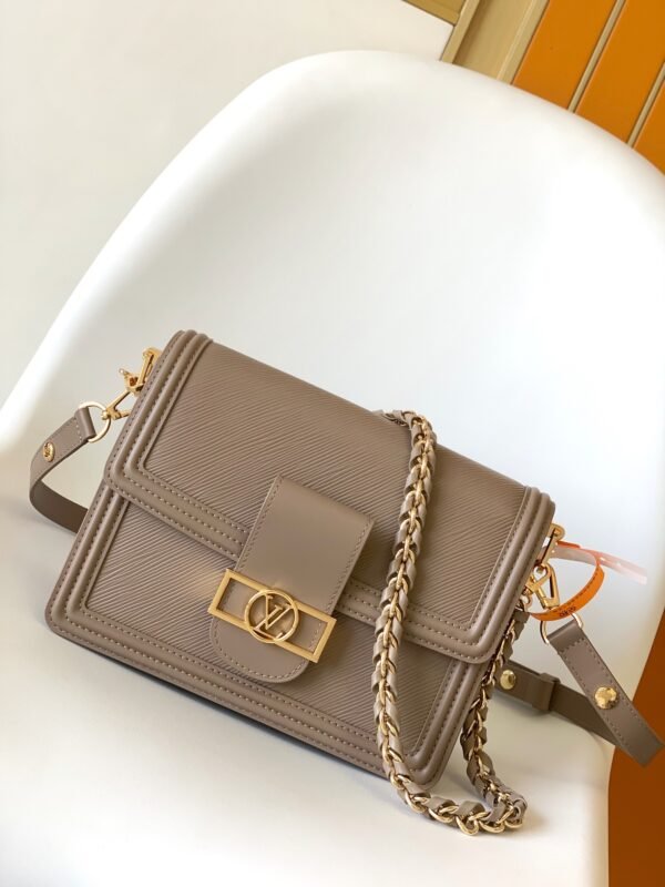 2 (20) LV Dauphine MM -M56141, M23635, M23635- Premium