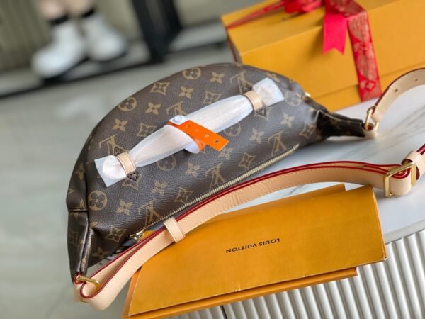 LV Bum Bag -M43644-Premium