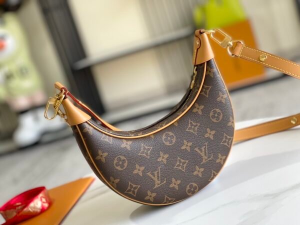 LV Hobo Bag -M81098- Premium
