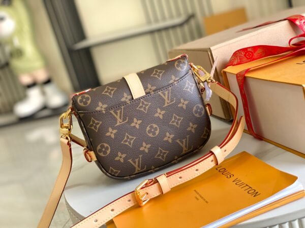 LV Saumur BB -M46740-Premium