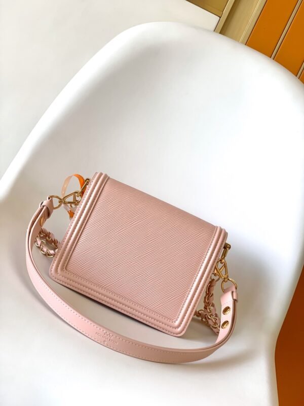 2 (4) LV Dauphine MM -M56141, M23635, M23635- Premium