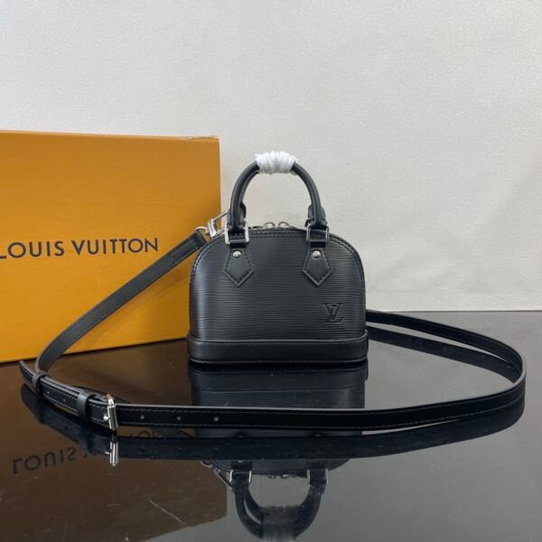 2 (4) LV Nano Alma -M82682-Premium