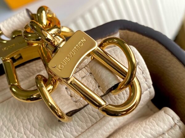 2 (5) LV Pochette Métis East West -M22942-Premium