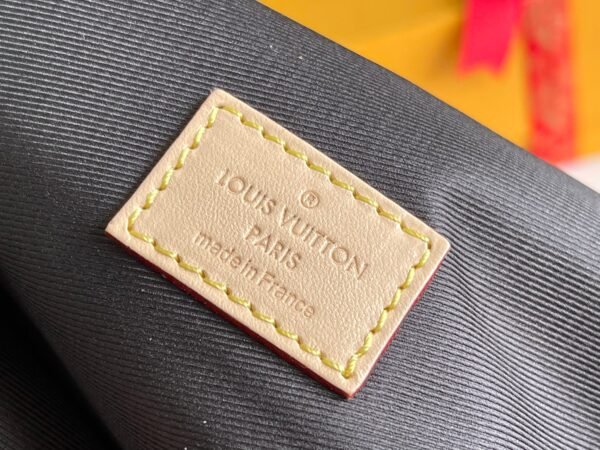 LV Bum Bag -M43644-Premium