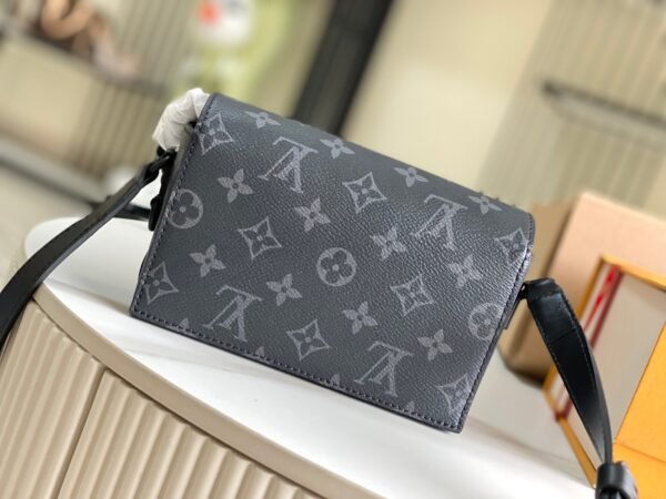 LV Steamer M81783-Premium