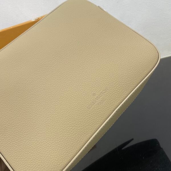 LV  Fastline -M22482-Premium