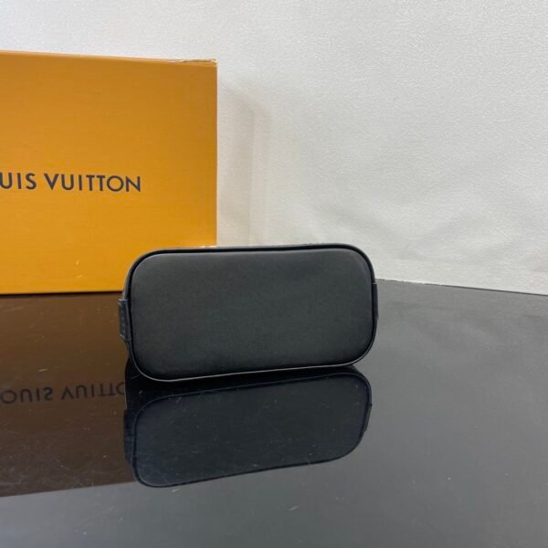 2 (7) LV Nano Alma -M82682-Premium