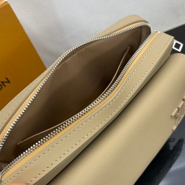 LV  Fastline -M22482-Premium