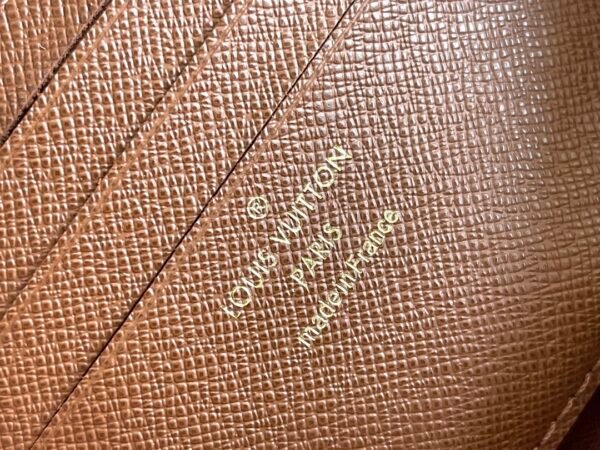 LV Wallet On Chain -M81911-Premium