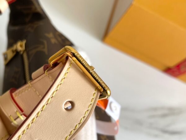 LV Bum Bag -M43644-Premium