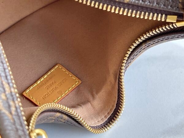 LV Hobo Bag -M81098- Premium