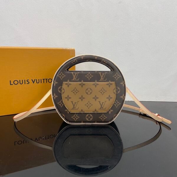 LV Around Me PM -M47117-Premium
