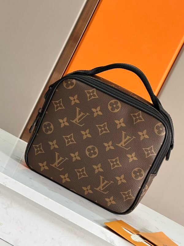 LV Quest Messenger -M46973-Premium