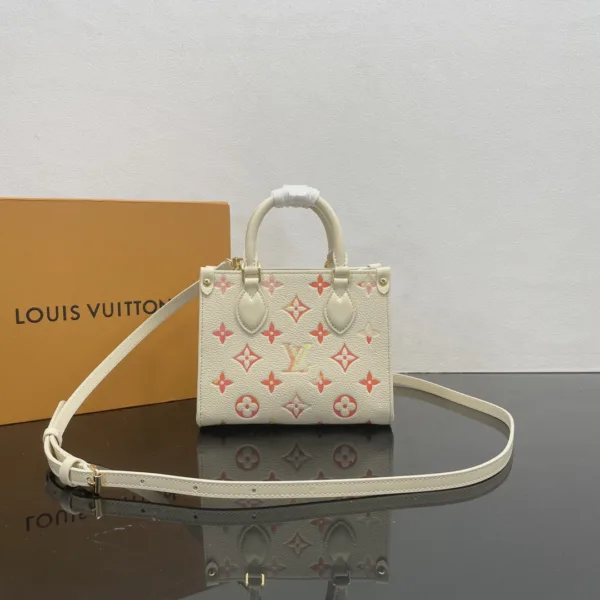 2 (1) LV OnTheGo BB -M47115 -Premium
