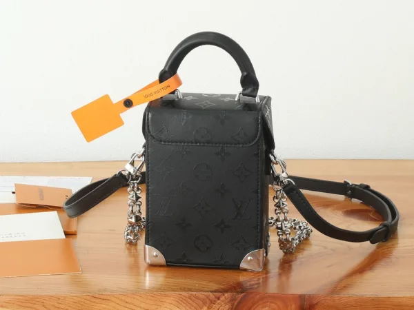 LV Camera Box -M11269 -Premium