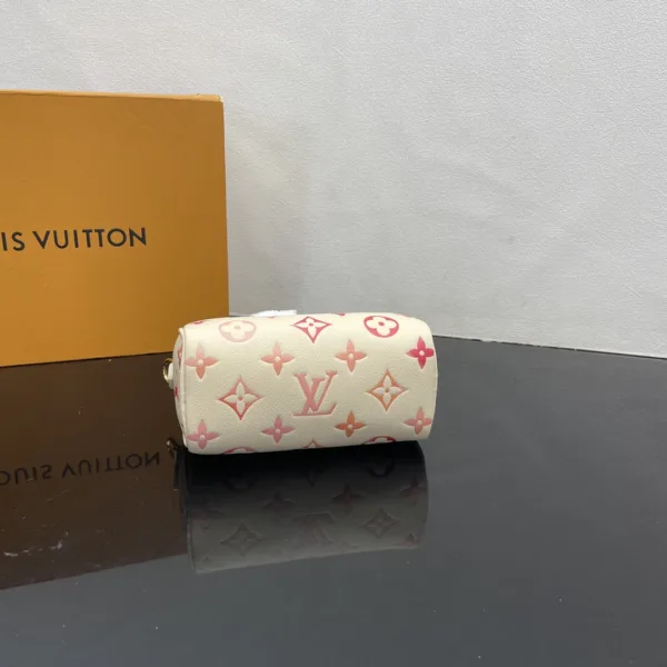 2 (4) LV Nano Speedy -M83452 -Premium