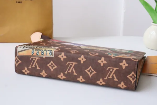 LV Toilet Pouch -M83487 -Premium