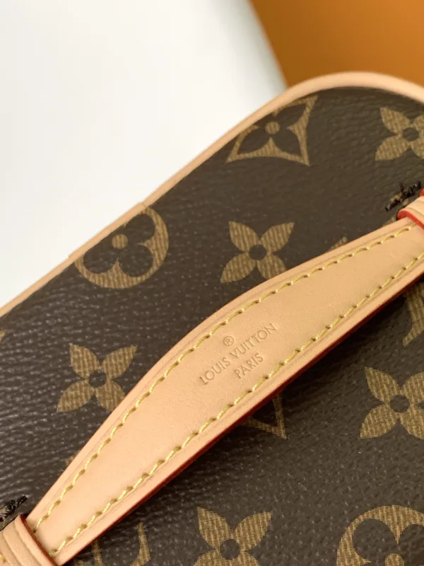 2 (5) LV Nice Nano -M44936-Premium