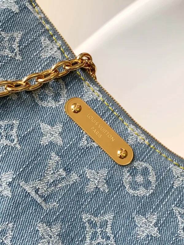 2 (5) LV Liv Pochette -M83532 -Premium