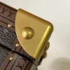 2 (7) LV Pyramid Trunk -M10052 -Premium