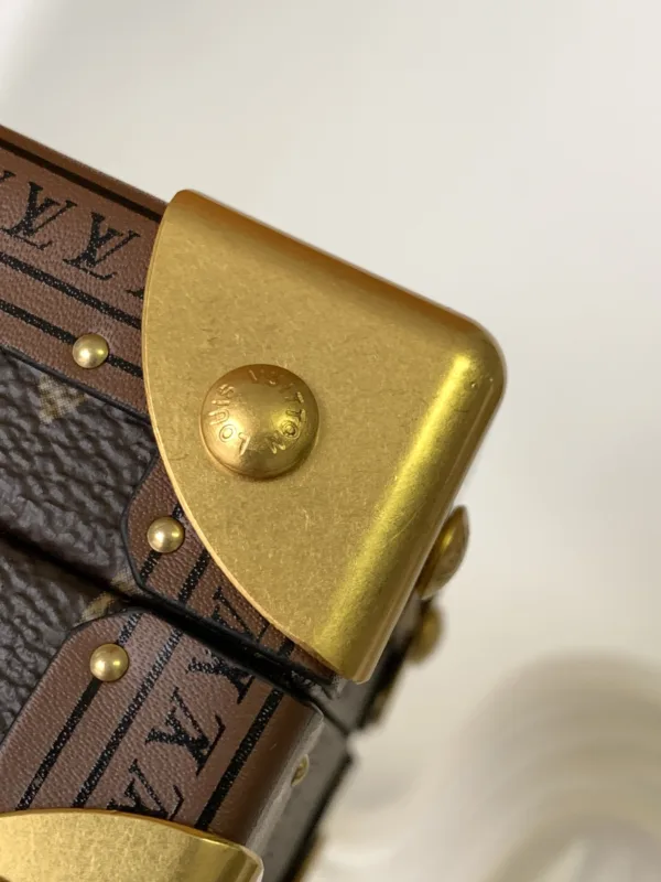 LV Pyramid Trunk -M10052 -Premium