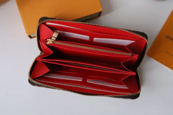 LV Pochette Voyage MM -M41696-Premium