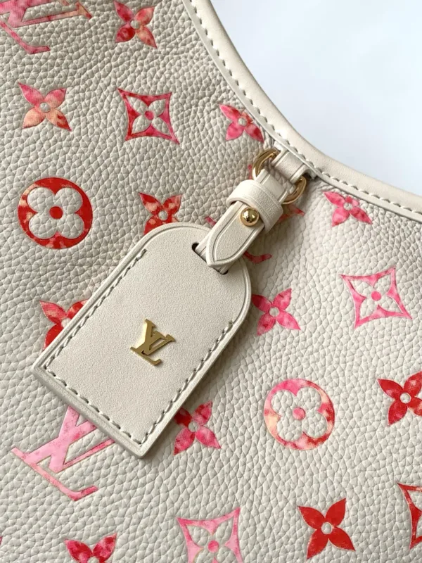 5wsxc1715876594664_4 LV CarryAll PM -M24652 -Premium